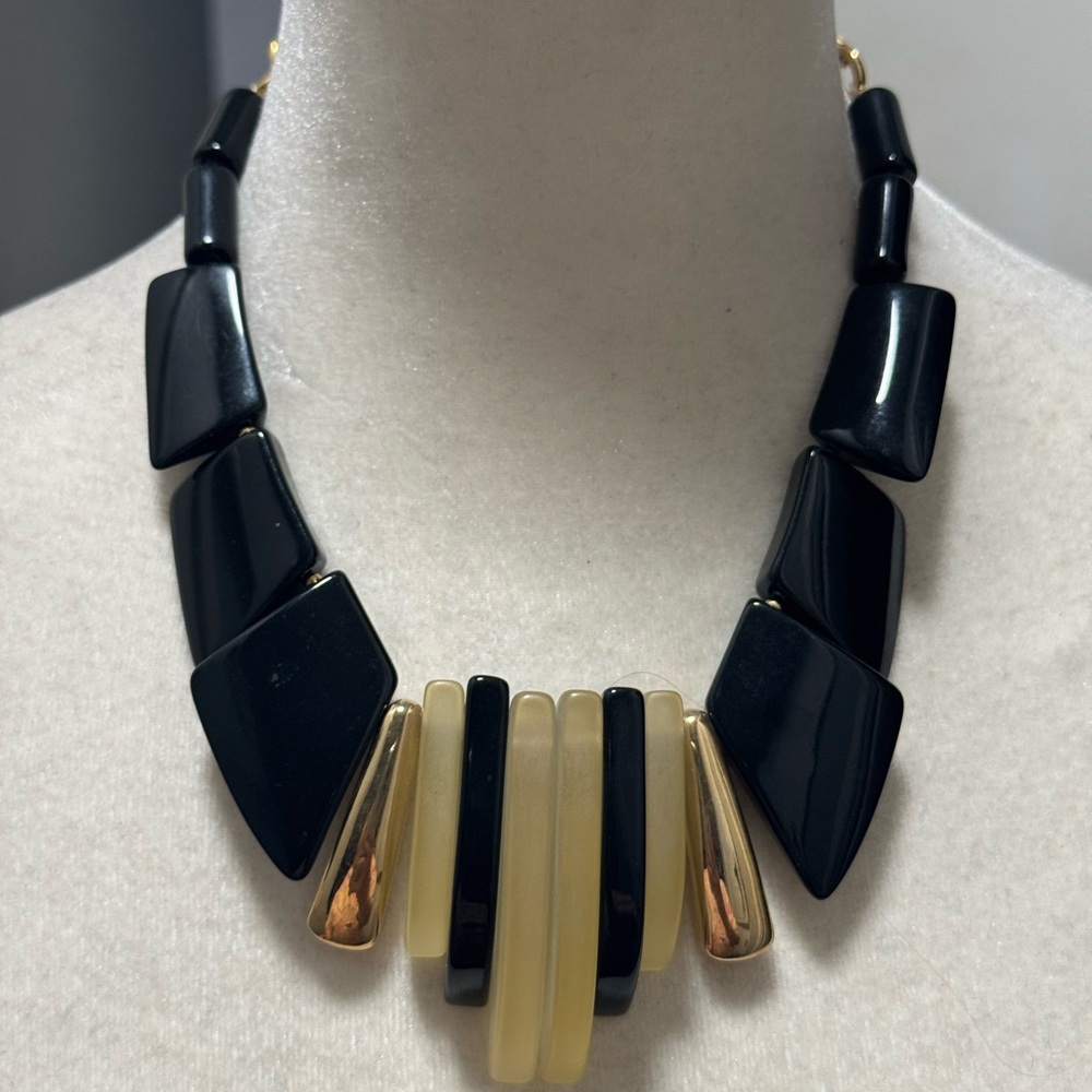 Park Lane Black and Gold Art Deco Necklace